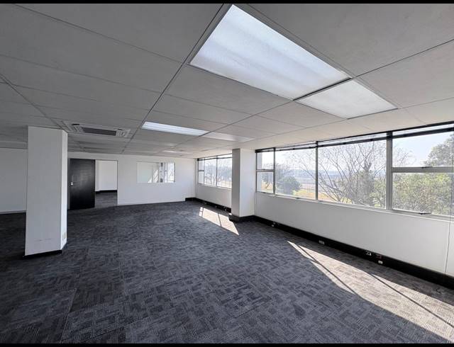193M² OFFICE TO LET IN KYALAMI